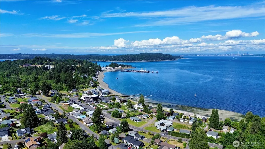 7780 E Van Buren Street Port Orchard WA 98366