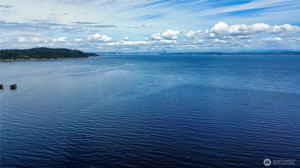 7780 E Van Buren Street Port Orchard WA 98366