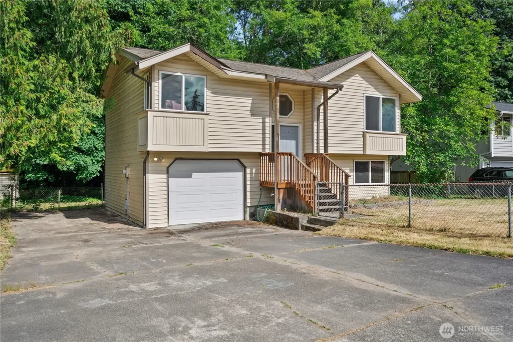 7780 E Van Buren Street Port Orchard WA 98366