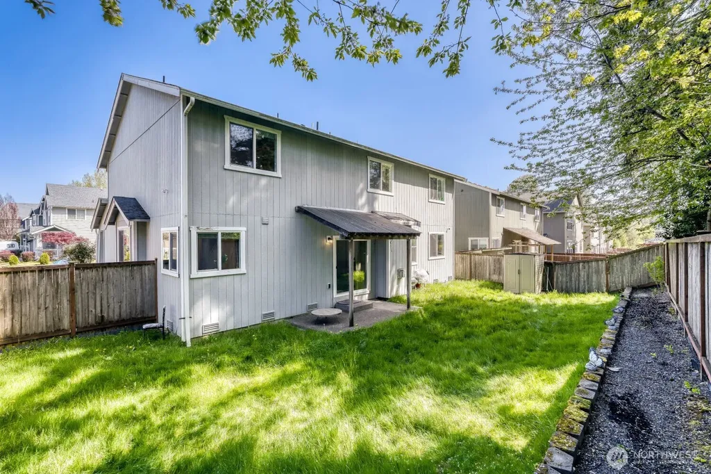 1328 E 51st Street Tacoma WA 98404