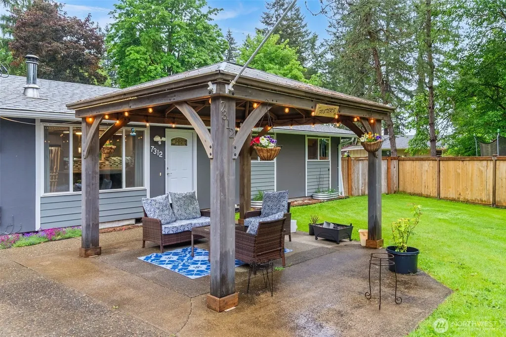 7312 Greenvalley Court SW Olympia WA 98512