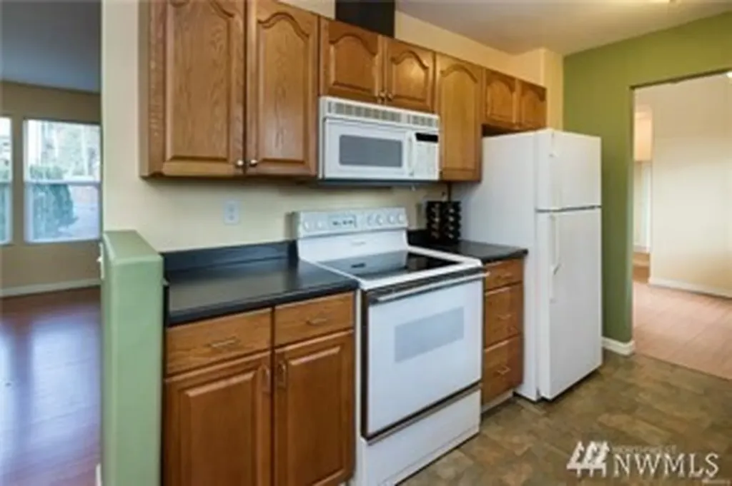 6461 NE 181st Street Kenmore WA 98028