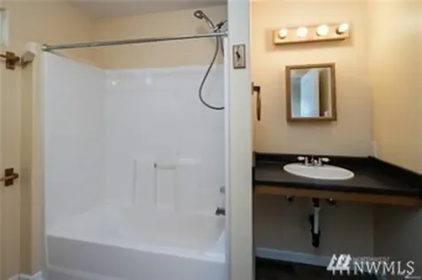 6461 NE 181st Street Kenmore WA 98028