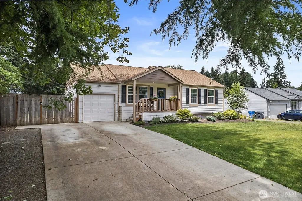 15902 95th Avenue Ct E Puyallup WA 98375