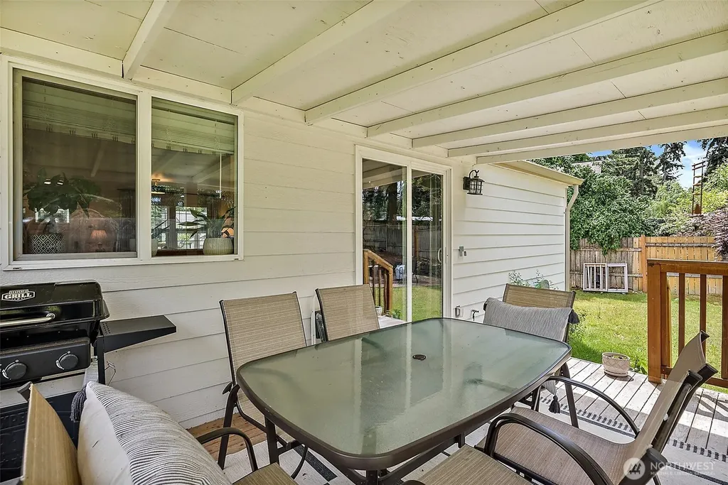 15902 95th Avenue Ct E Puyallup WA 98375
