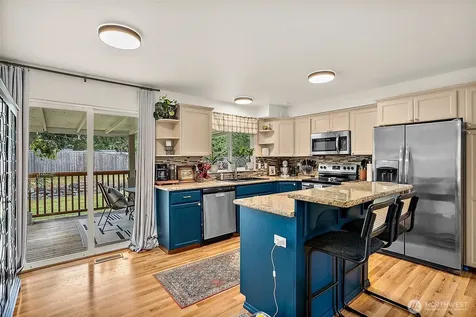 15902 95th Avenue Ct E Puyallup WA 98375