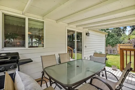15902 95th Avenue Ct E Puyallup WA 98375