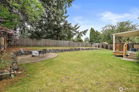 15902 95th Avenue Ct E Puyallup WA 98375