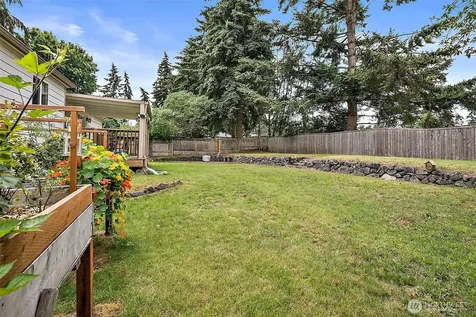 15902 95th Avenue Ct E Puyallup WA 98375