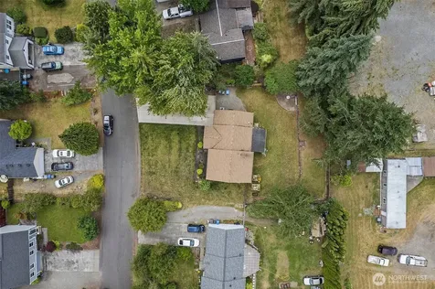 15902 95th Avenue Ct E Puyallup WA 98375