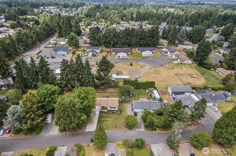 15902 95th Avenue Ct E Puyallup WA 98375