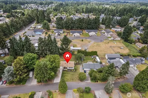 15902 95th Avenue Ct E Puyallup WA 98375