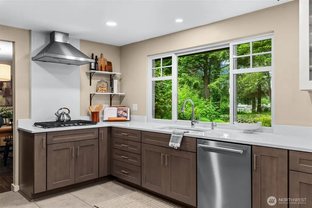 4806 95th Avenue W University Place WA 98467