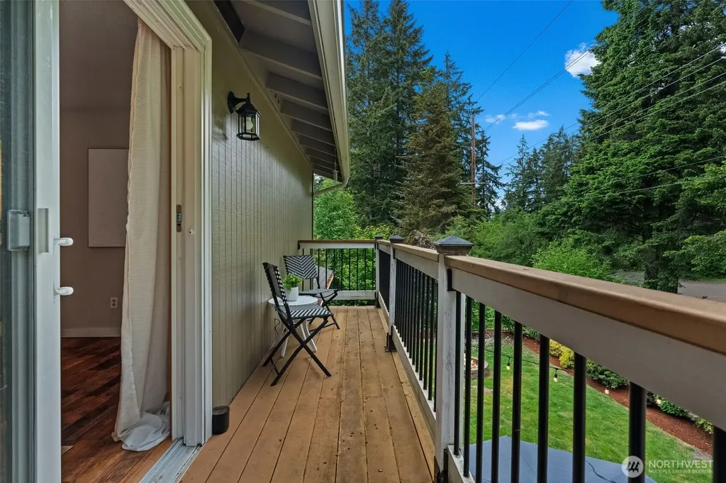 4806 95th Avenue W University Place WA 98467