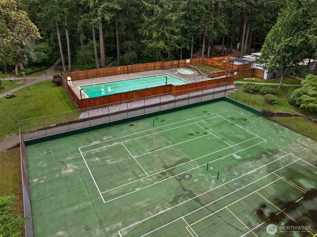 4806 95th Avenue W University Place WA 98467