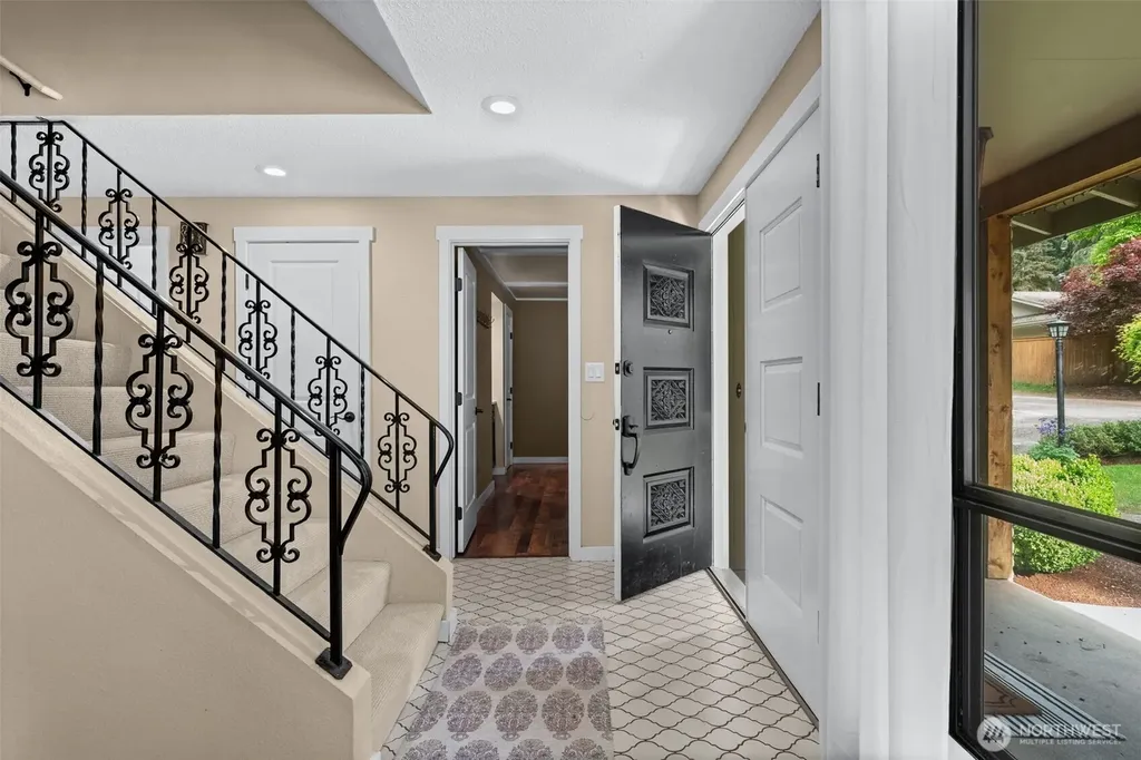 4806 95th Avenue W University Place WA 98467