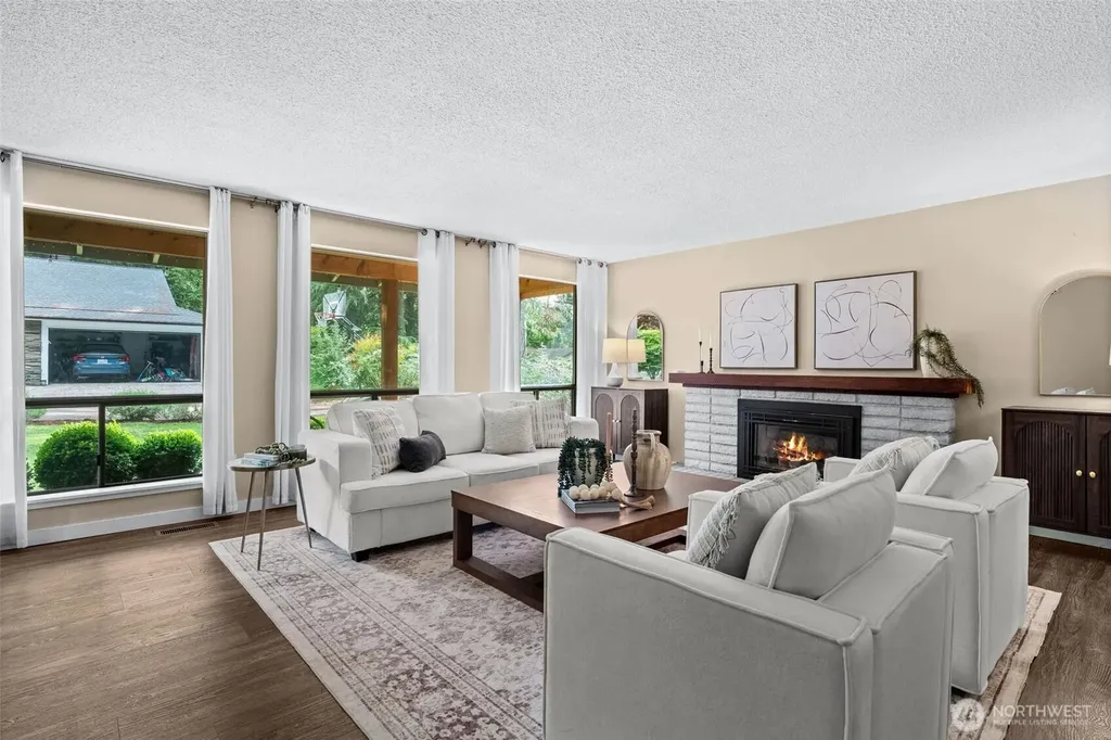 4806 95th Avenue W University Place WA 98467