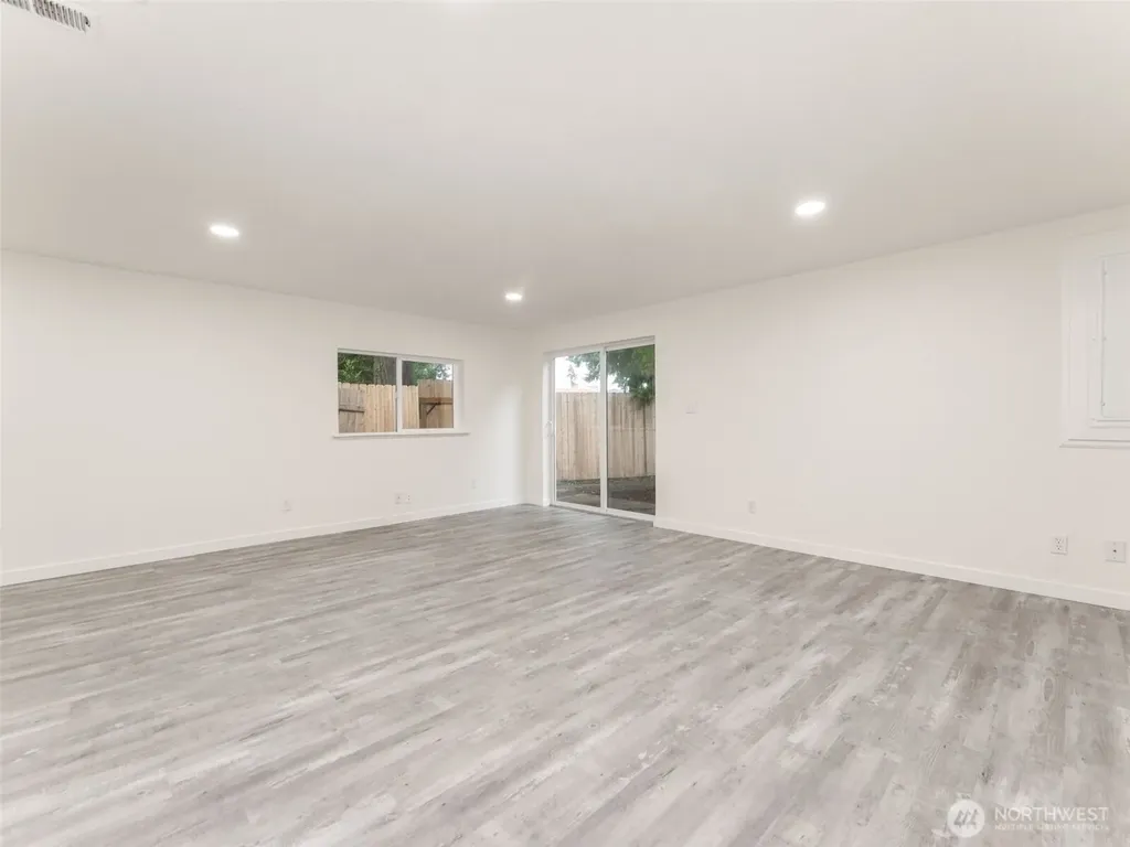 2615 K Street Vancouver WA 98663