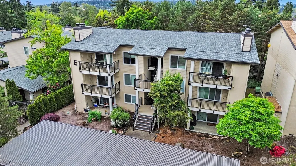 13616 NE 7th Street Bellevue WA 98005