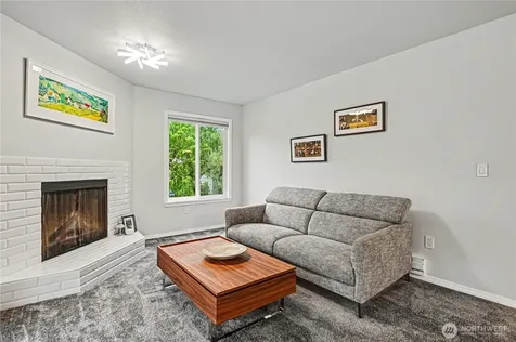 13616 NE 7th Street Bellevue WA 98005