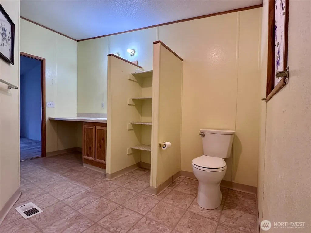 57 Heritage Boulevard Longview WA 98632