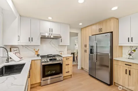 18501 28th Avenue SE Bothell WA 98012