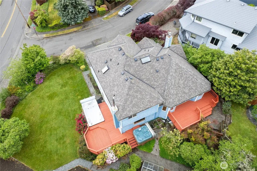 4701 Osprey Drive NE Tacoma WA 98422