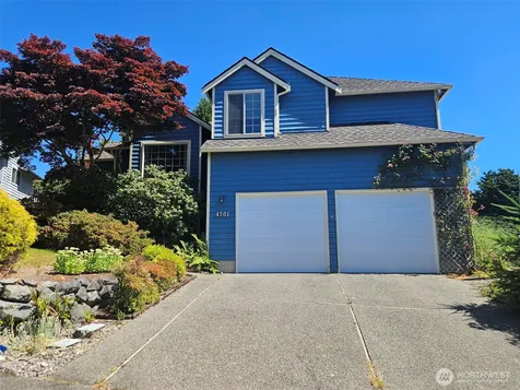 4701 Osprey Drive NE Tacoma WA 98422