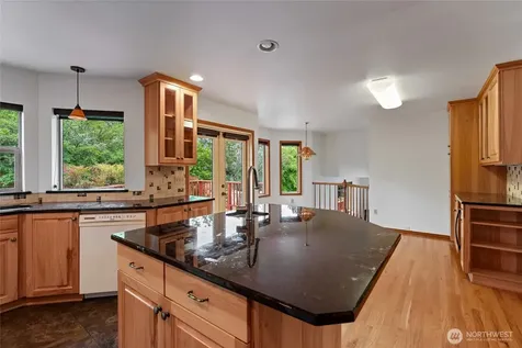 4701 Osprey Drive NE Tacoma WA 98422