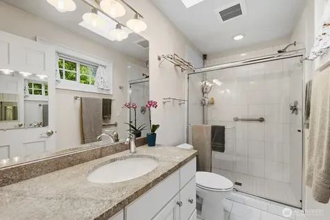 11225 NE 53rd Street Kirkland WA 98033