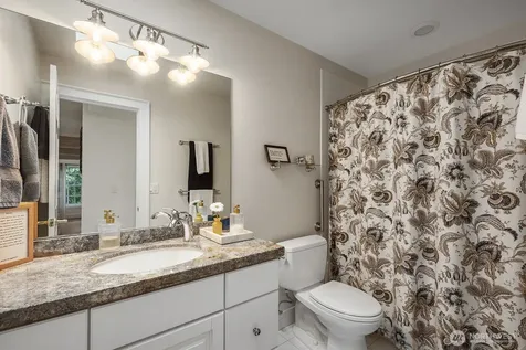 11225 NE 53rd Street Kirkland WA 98033