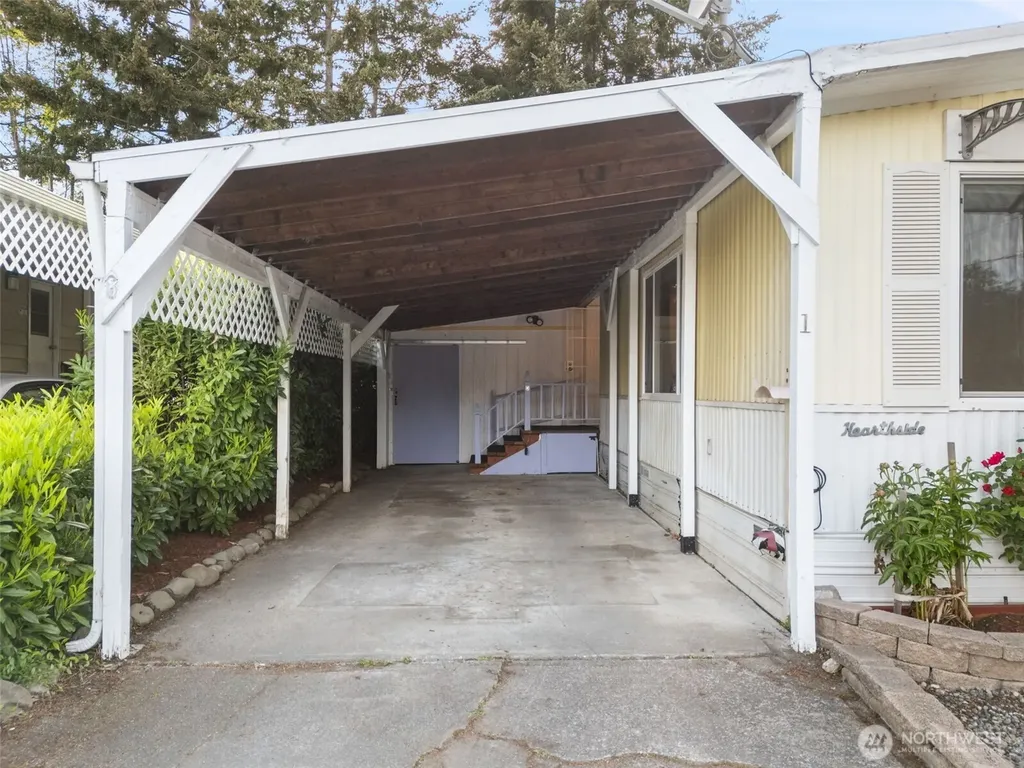 400 Gupster Road Sequim WA 98382