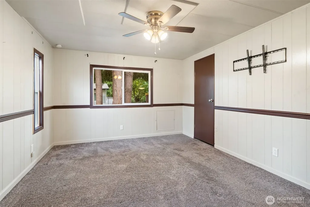 400 Gupster Road Sequim WA 98382