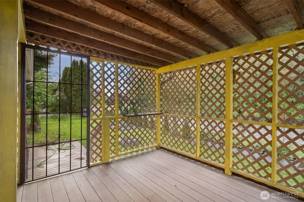 400 Gupster Road Sequim WA 98382