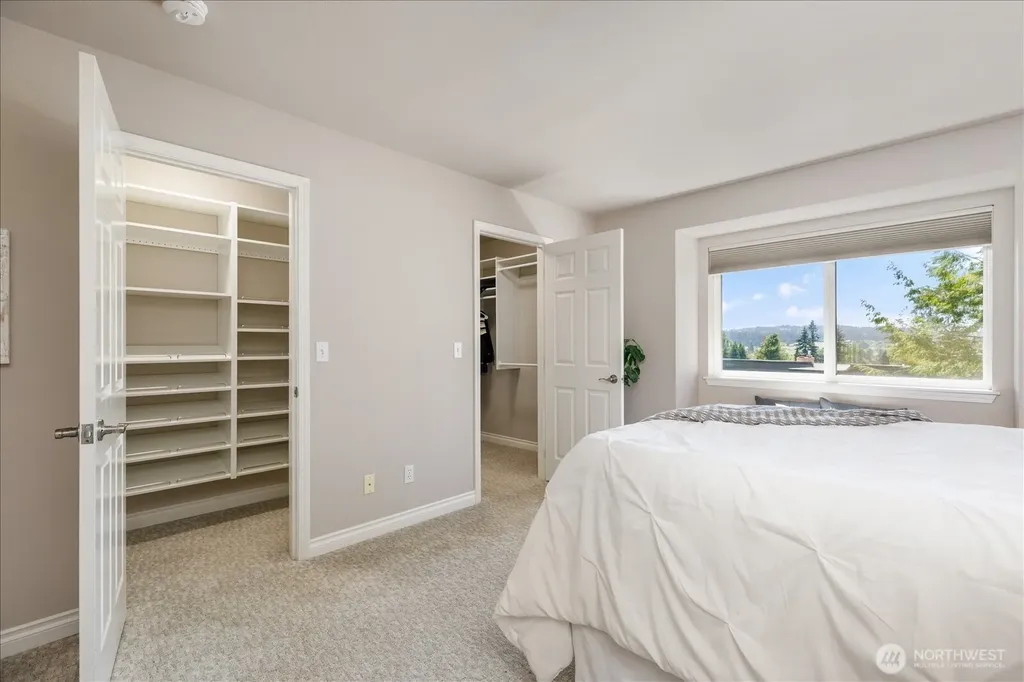 5653 Useless Bay Avenue Langley WA 98260