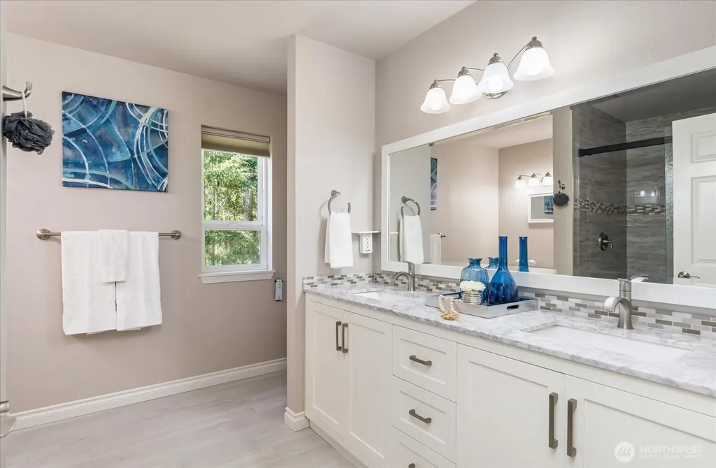 5653 Useless Bay Avenue Langley WA 98260
