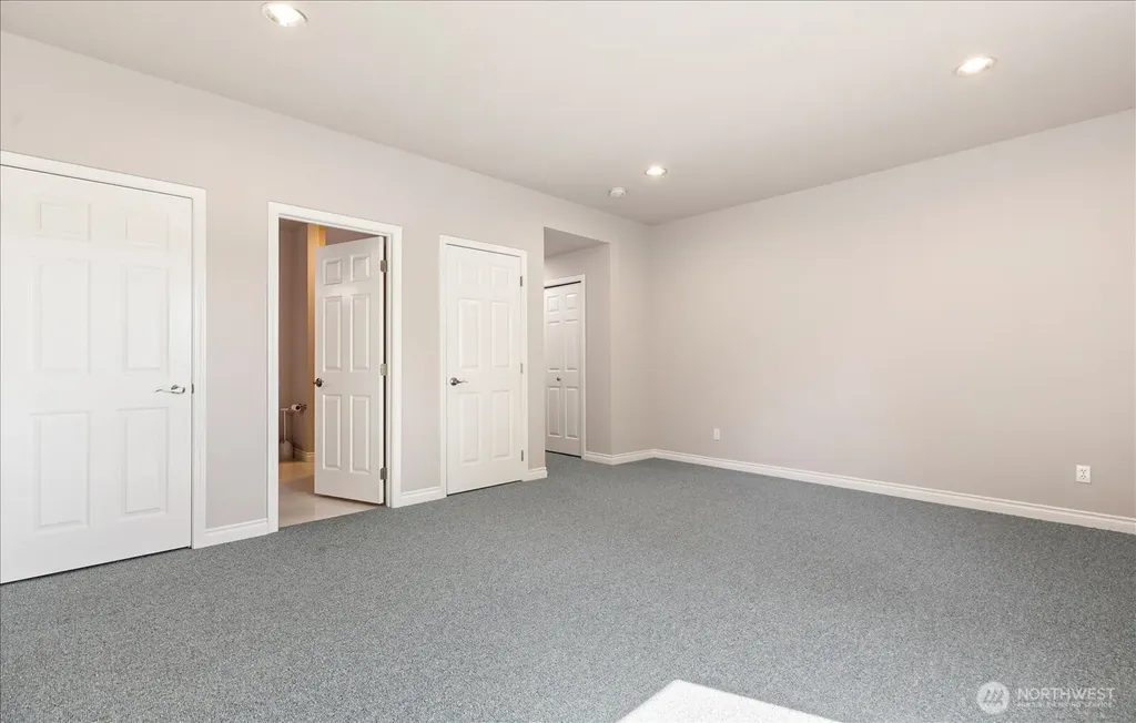 5653 Useless Bay Avenue Langley WA 98260