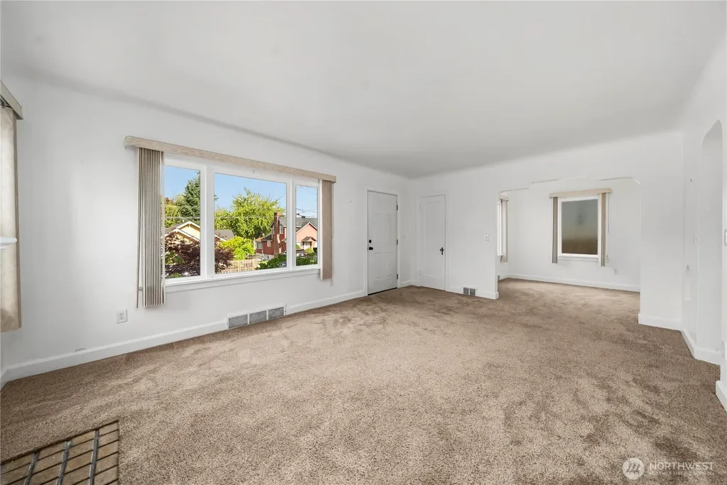 1555 High Avenue Bremerton WA 98337
