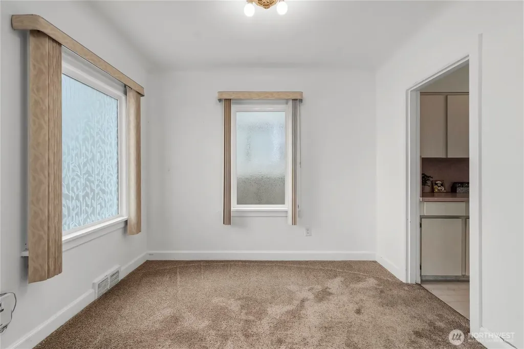 1555 High Avenue Bremerton WA 98337