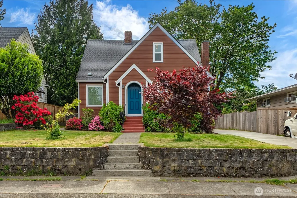 1555 High Avenue Bremerton WA 98337