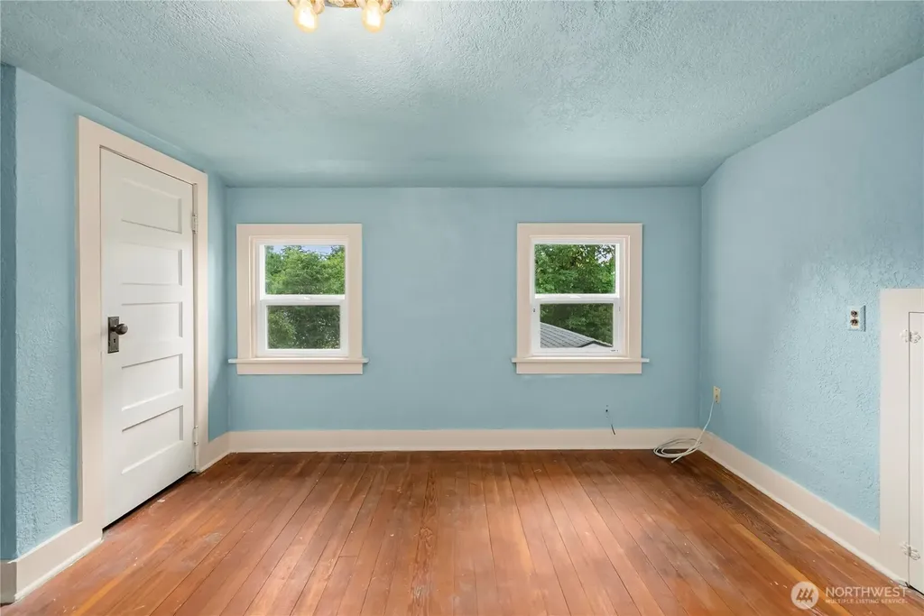 1555 High Avenue Bremerton WA 98337