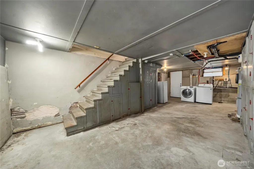 1555 High Avenue Bremerton WA 98337