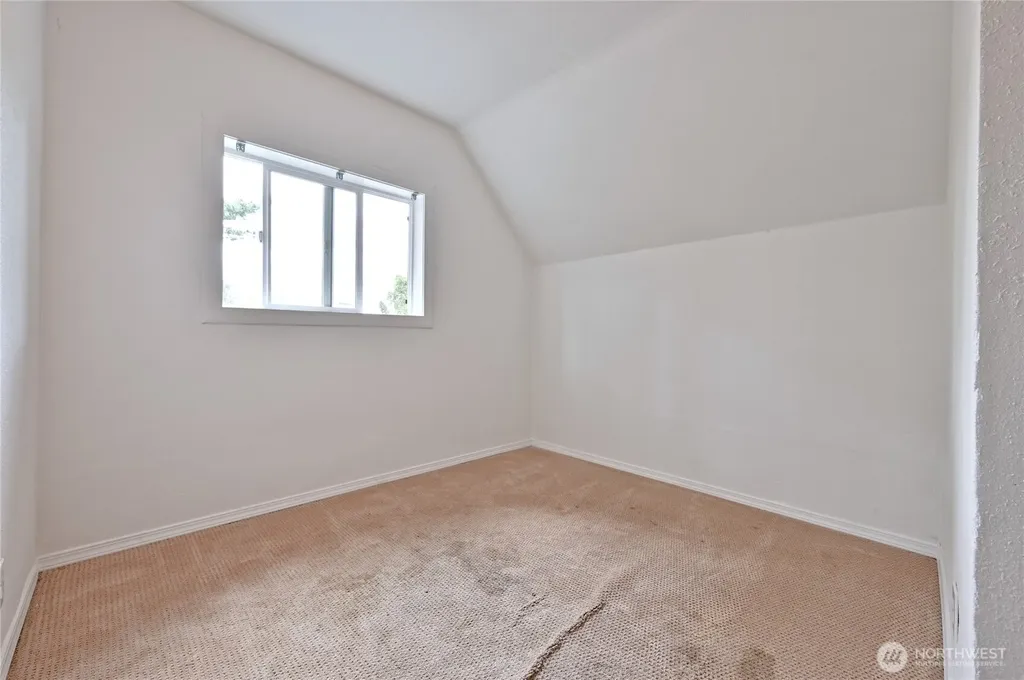 512 S 35th Street Tacoma WA 98418