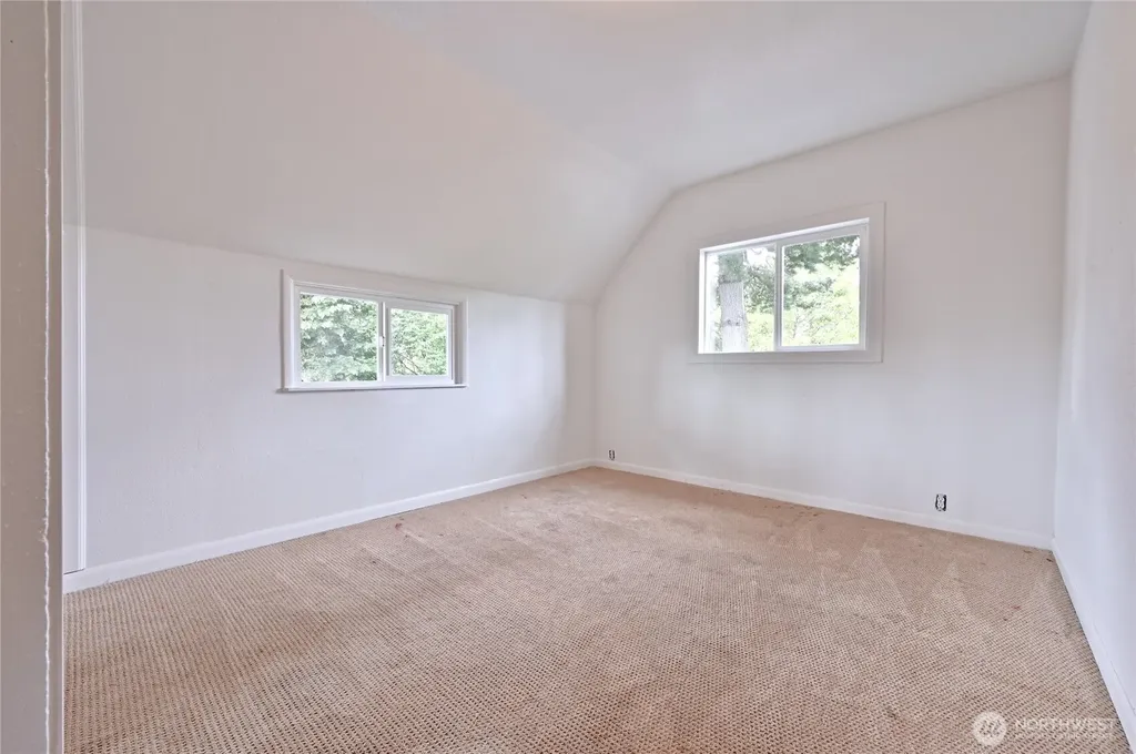 512 S 35th Street Tacoma WA 98418