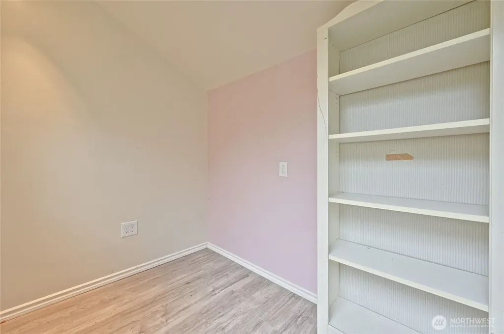 512 S 35th Street Tacoma WA 98418