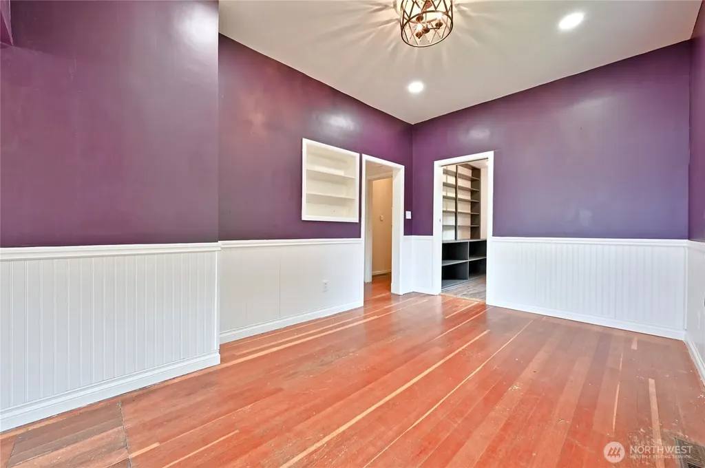 512 S 35th Street Tacoma WA 98418