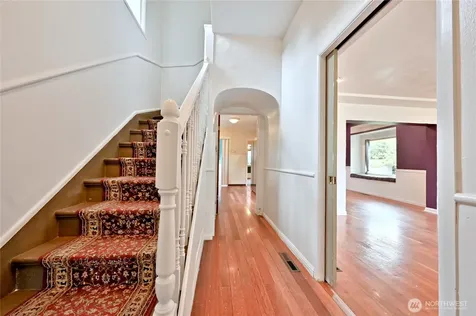 512 S 35th Street Tacoma WA 98418