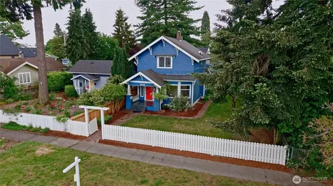 512 S 35th Street Tacoma WA 98418