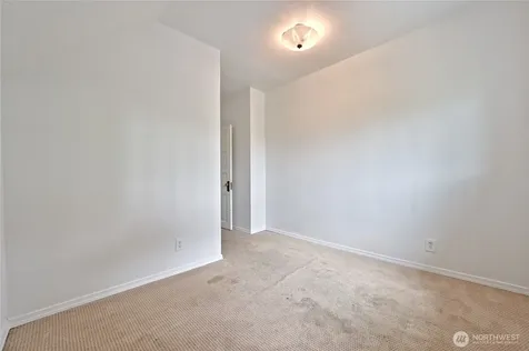 512 S 35th Street Tacoma WA 98418