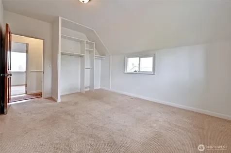 512 S 35th Street Tacoma WA 98418